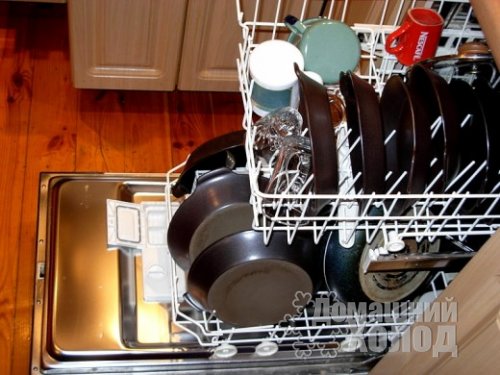 Правильная загрузка посуды в посудомоечной машине